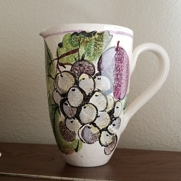 Pitcher with grapes - Picture 1 of 5